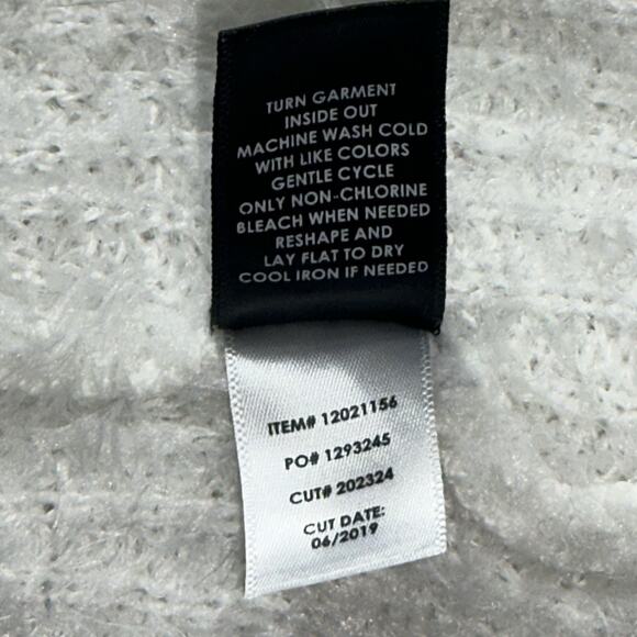 Torrid Women’s Fluffy Textured Sweater Off White Soft Cozy Fuzzy Pullover Size 1 - Picture 8 of 8